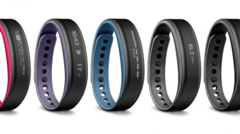 Garmin vivosmart, a little fitness tracker, a little smartwatch