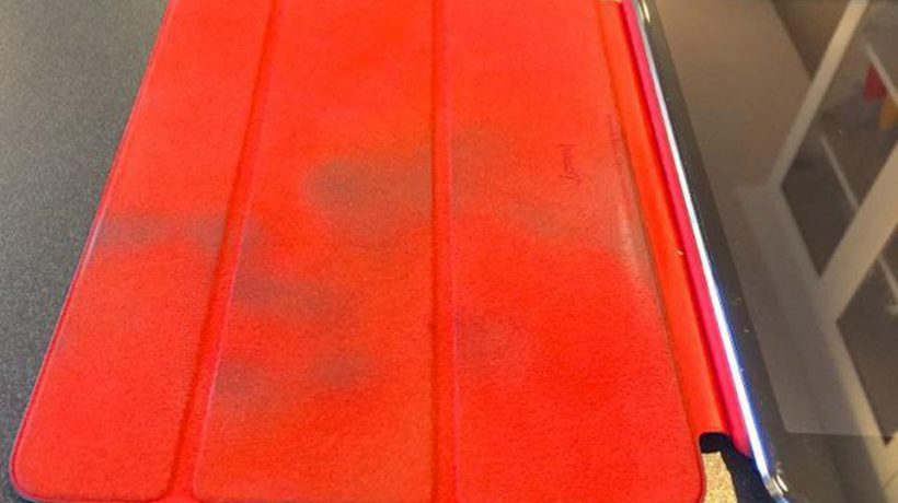 How to clean ipad cover?