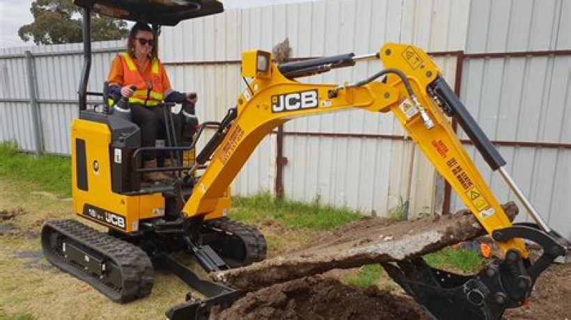 Tips For Clearing Land For an Extension