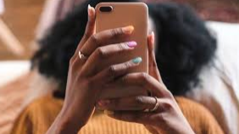 How does a multi network data sim work?